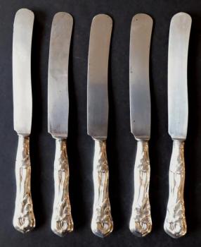 Five smaller silver knives - Biedermeier Five smaller silver knives - Biedermeier